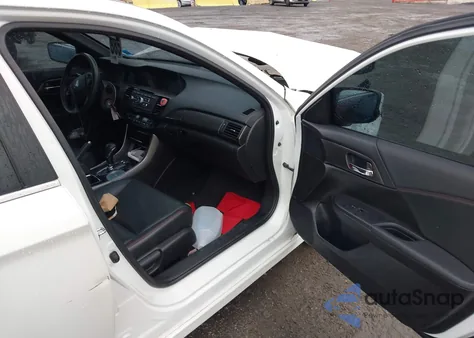 2017 Honda Accord Sport Se z USA, uszkodzony, nr VIN 1HGCR2F1XHA286879